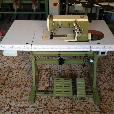 Maquina de confeccion rimoldi